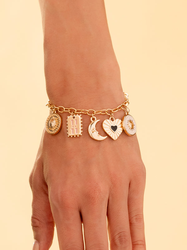 Pulsera Dijes Varios + Caja Especial