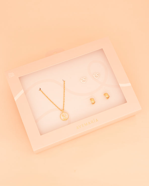 Kit x 2 Aretes 1 Collar Virgen Nacar